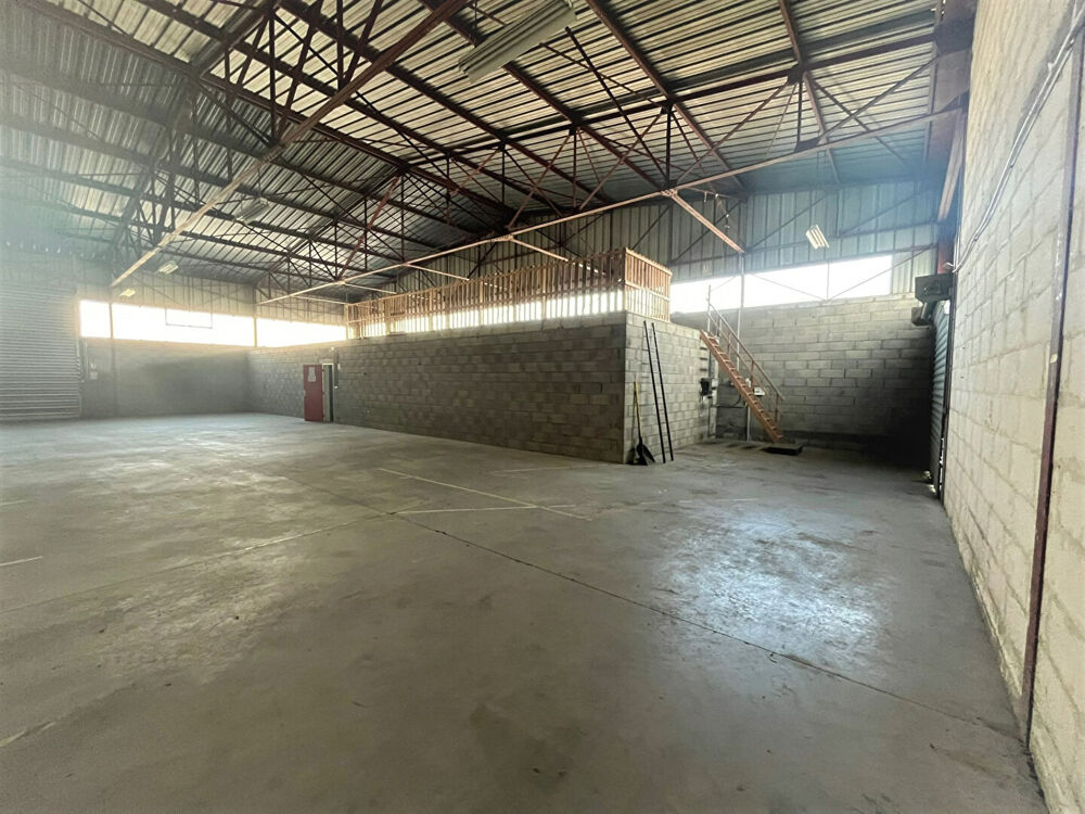   Local d'activité 467m² - Secteur THISE / CHALEZEULE 