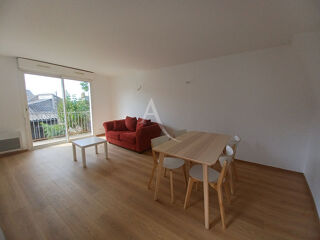  Appartement à louer 3 pièces 51 m²