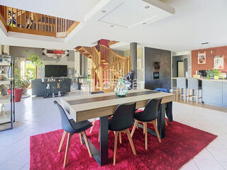  Maison à vendre 7 pièces 191 m²