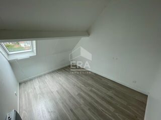  Appartement à louer 3 pièces 65 m²