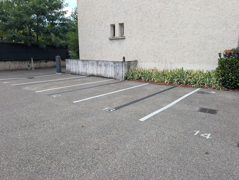 Vente Parking/Garage Parking - Lyon 8 Lyon 8