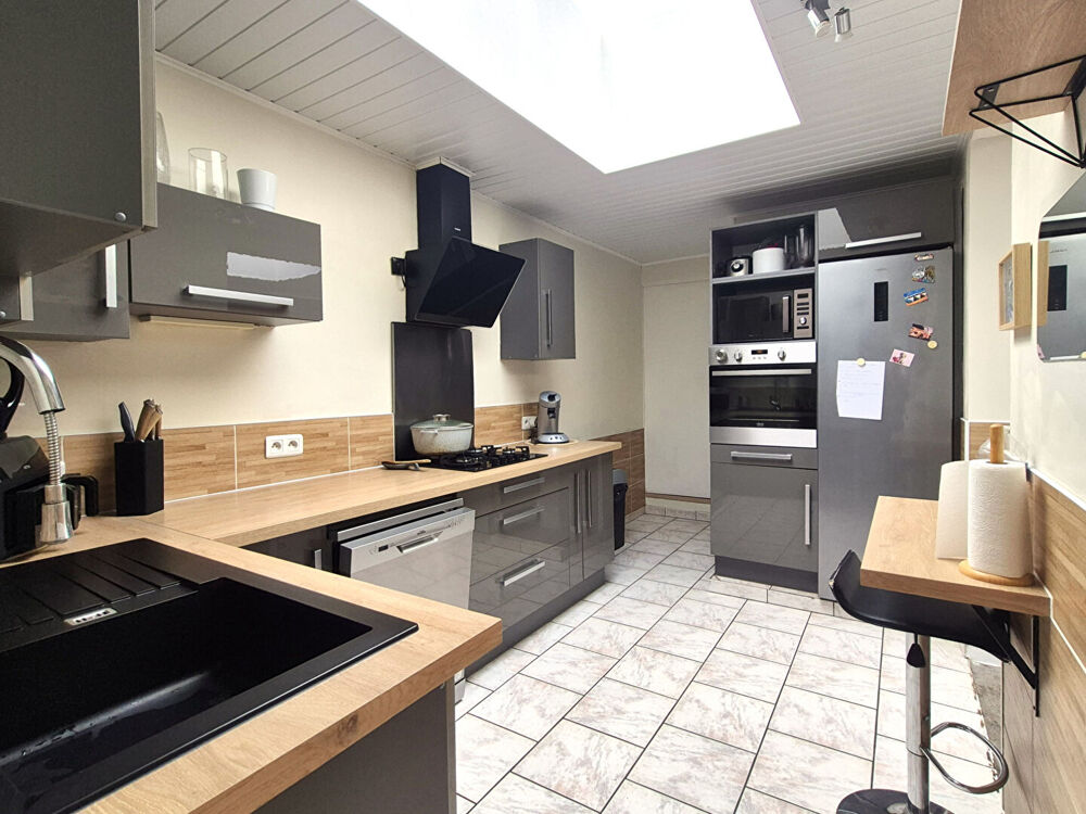 Vente Maison GRANDE MAISON 5 CHAMBRES ET JARDIN PROCHE EIC Tourcoing