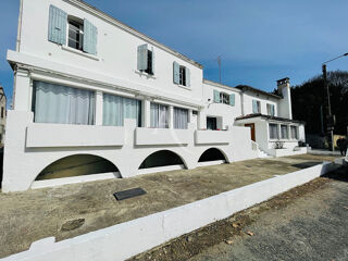  Immeuble à vendre 13 pièces 580 m²