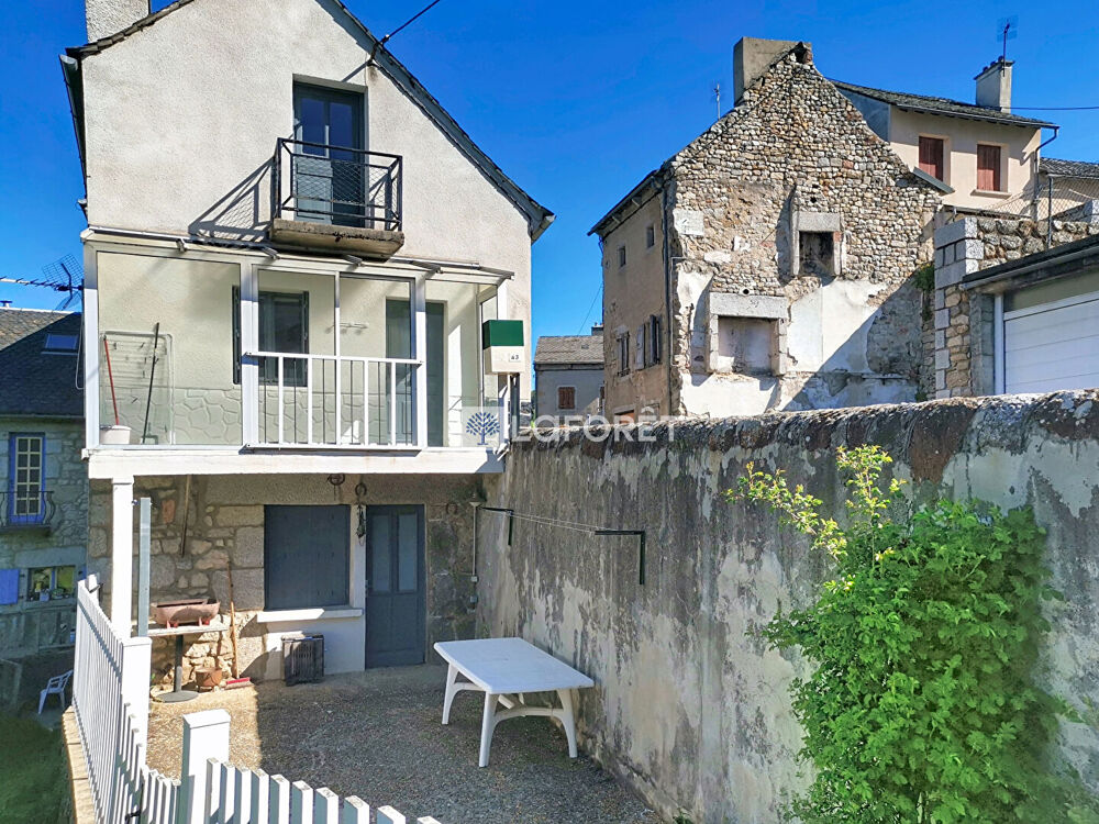 Maison 8 pièces 107 m² · à Saint Alban sur Limagnole · 107 m² · 109 000 €