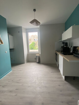  Appartement à louer 2 pièces 65 m²