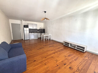  Appartement  louer 2 pices 60 m