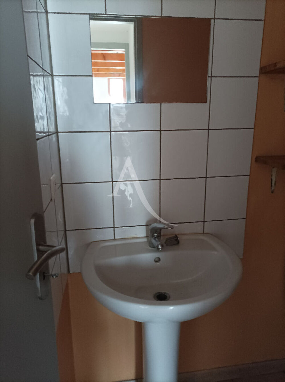 Location Appartement Appartement F2 en Rez de chaussée - OLARGUES - LOYER 370  CC Olargues