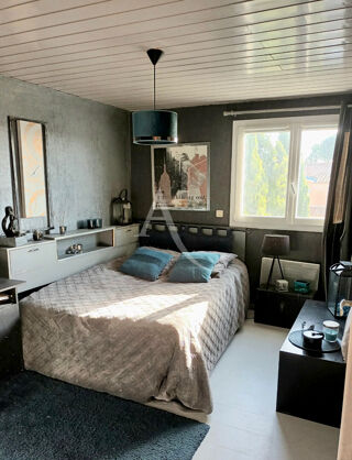  Maison à vendre 8 pièces 179 m²