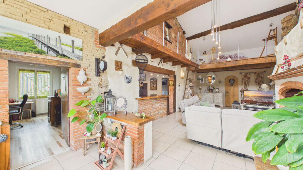 Maison familiale avec piscine à proximité du centre-ville de Montauban