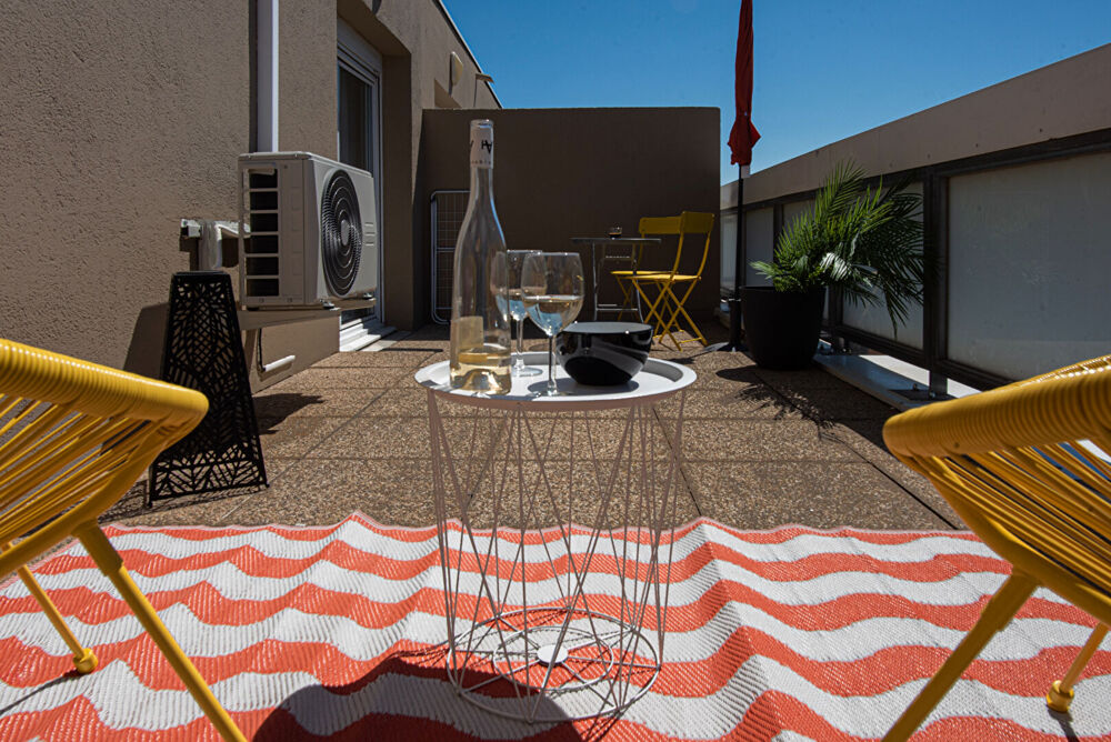 Appartement Istres type1 bis 38.54 m2 et 16 m2 terrasse sud