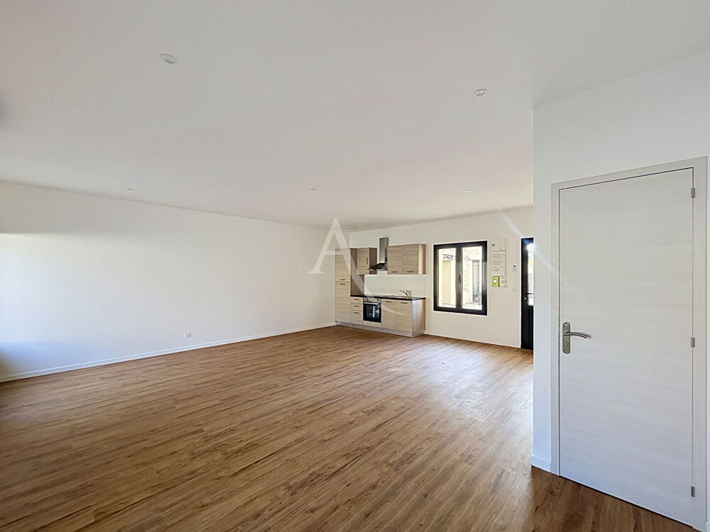 Vente Maison Maison Reau 3 pièce(s) 88.31 m2 Reau