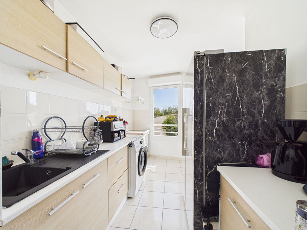 Appartement Avignon 2 pièce(s) 47.18 m2 CAVE et PARKING- PROCHE REMPARTS