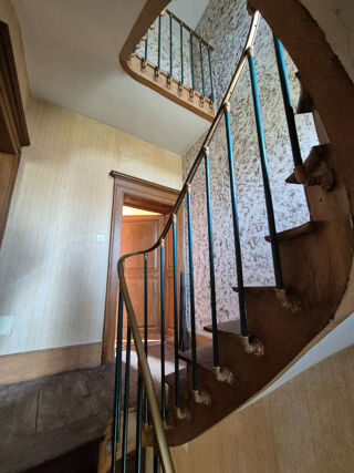  Maison � vendre 5 pi�ces 245 m�