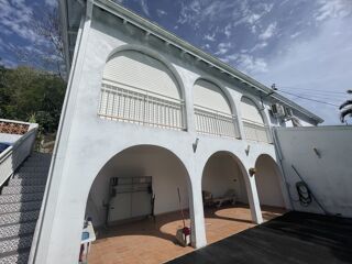  Maison � vendre 4 pi�ces 145 m�