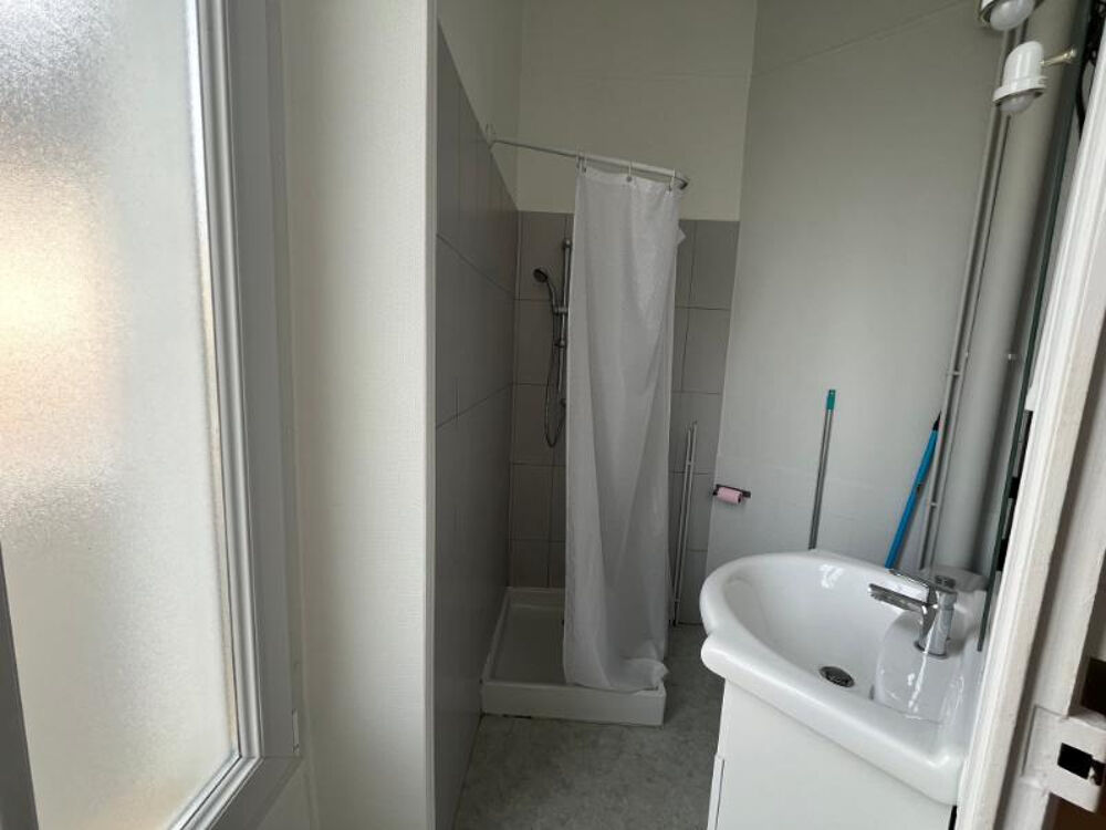 A louer - Studio meublé - Angers secteur Eblé