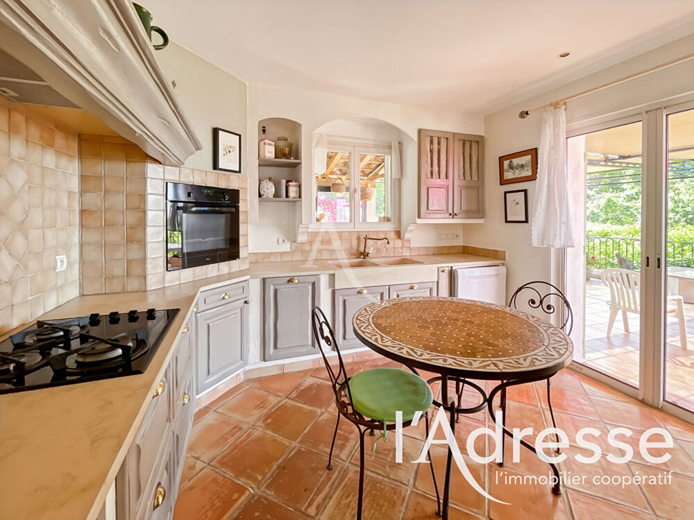 à vendre  Maison La Cadière-d'Azur (83740)