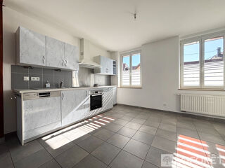  Appartement � louer 5 pi�ces 122 m�