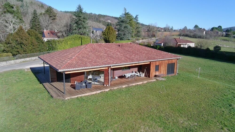 Maison passive dans la vallée du Lot , proche Saint Cirq lapopie