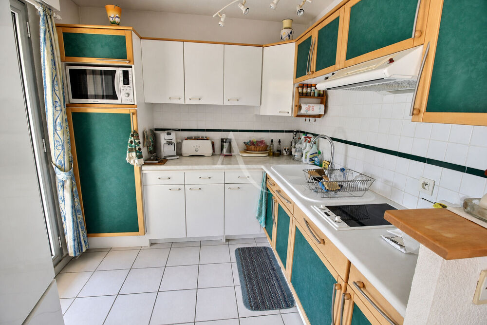 Vente Appartement Ensemble immobilier T2 + Studio avec terrasse et garage Carqueiranne