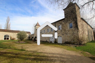  Maison à vendre 15 + pièces 943 m²