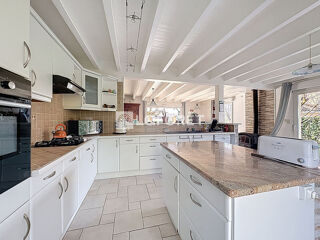  Maison à vendre 9 pièces 196 m²