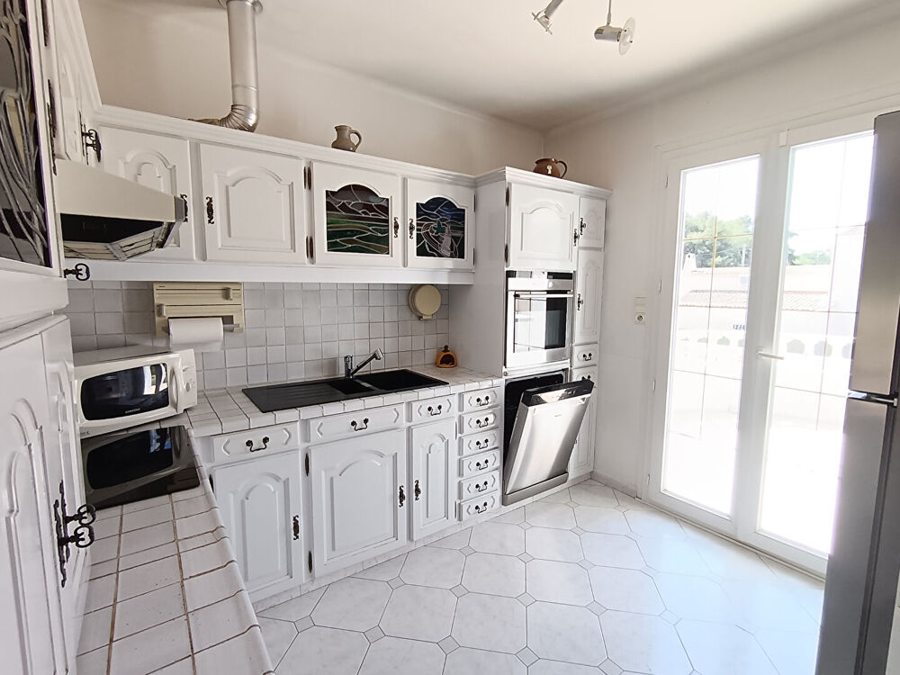 Vente Maison Six-fours les plages Maison T7 en R+1 d'environ 170 m² sur un terrain de 1100 m² Six fours les plages