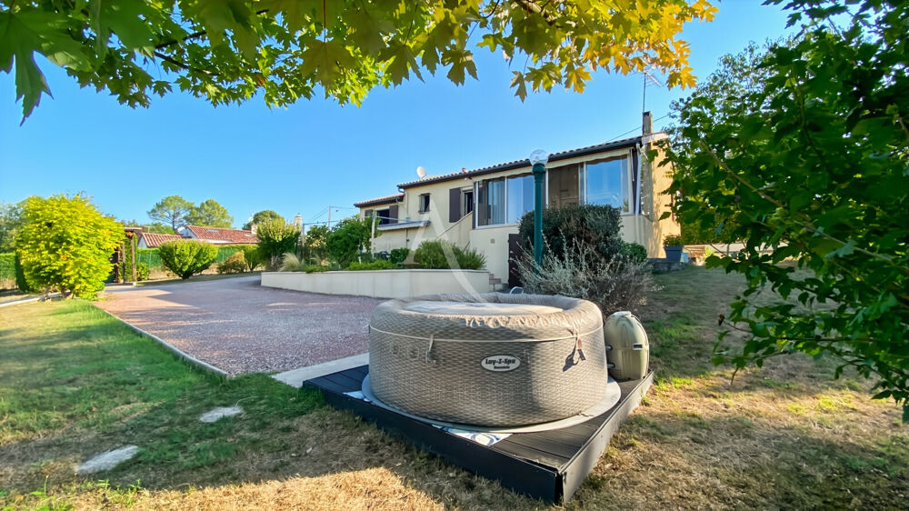 Belle maison de plain pied avec piscine