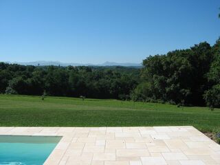  Villa � vendre 8 pi�ces 360 m�
