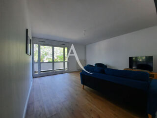  Appartement  louer 6 pices 107 m Nantes