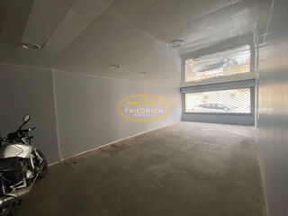  Immeuble à vendre 4 pièces 385 m²