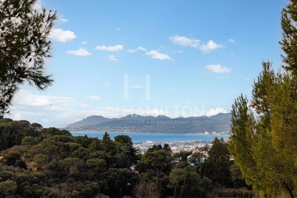 Vente Maison Villa Exceptionnelle : 160 m² avec Piscine et Vue à 360°, Mont L Nice