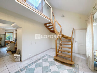  Maison à vendre 6 pièces 273 m²