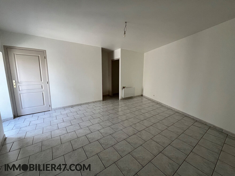 Location Maison MAISON TRIPLEX DE TYPE 2/3 AVEC VUE ET TERRASSE Castelmoron sur lot