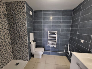 Appartement à louer 2 pièces 34 m²