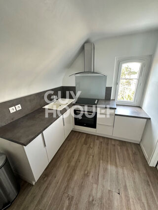  Appartement à louer 2 pièces 27 m²