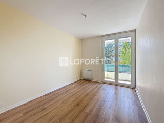  Appartement à louer 3 pièces 62 m²