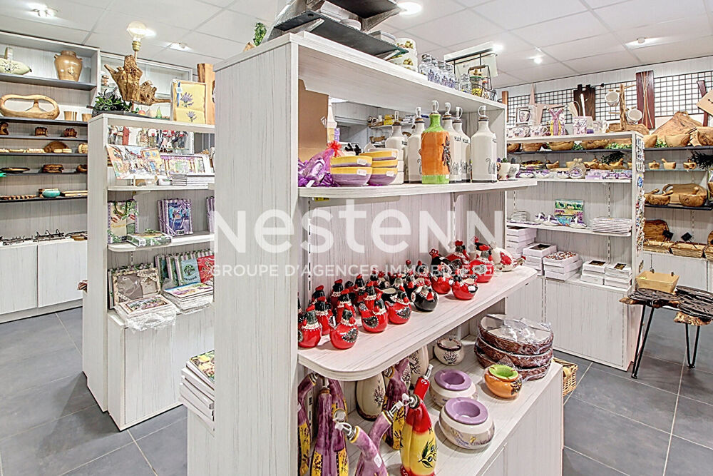   À Vendre Murs et Fonds de Commerce Boutique Décoration & Souvenirs à Cotignac Cotignac