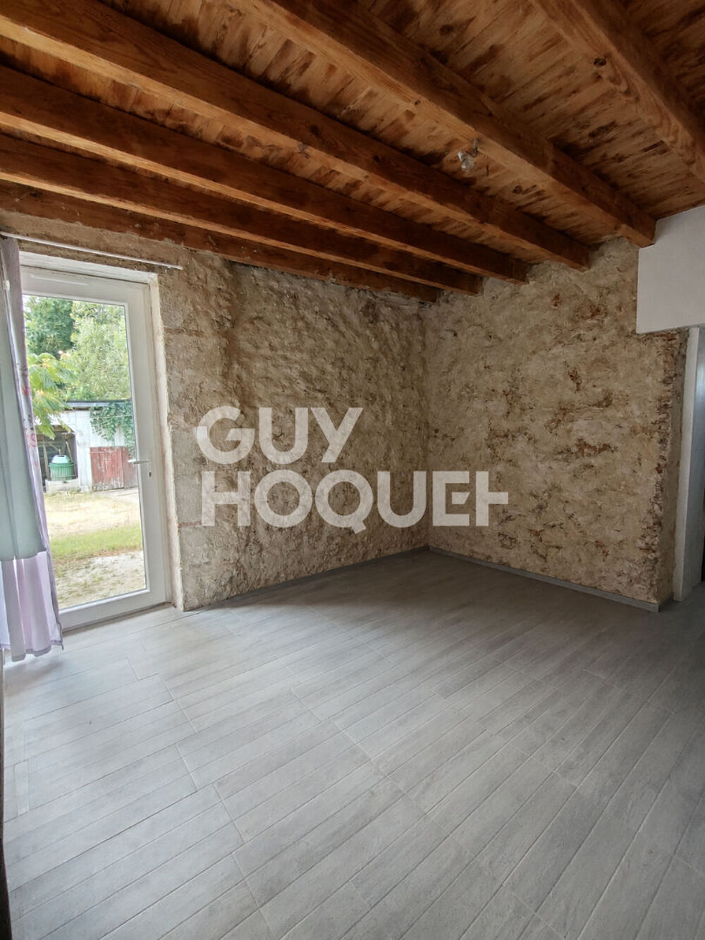 Maison mitoyenne plain pied environ 140 m²