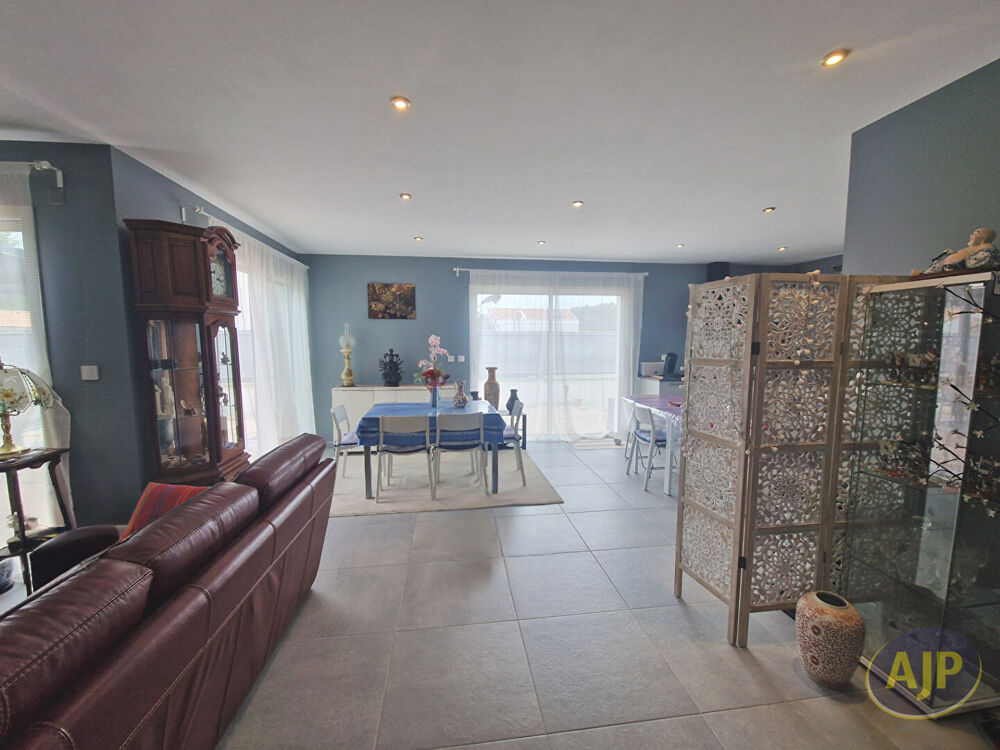 Parentis En Born maison T4