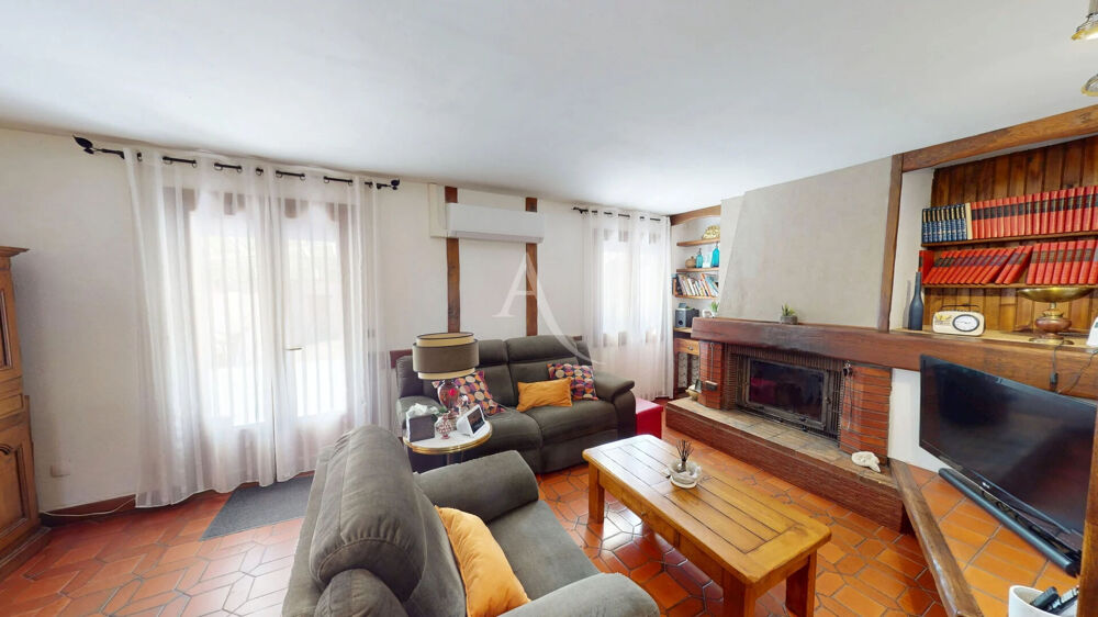 Maison Fay Aux Loges 6 pièces - 2641 m² de terrain avec dépendances