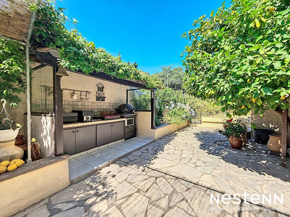 Vente Maison Maison Cogolin 4 pièce(s) 117 m2 + piscine et garage à proximité des commerces Cogolin