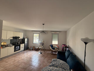  Immeuble � vendre 5 pi�ces 99 m�