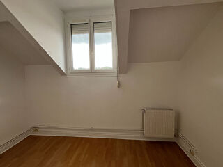  Appartement à louer 3 pièces 40 m²