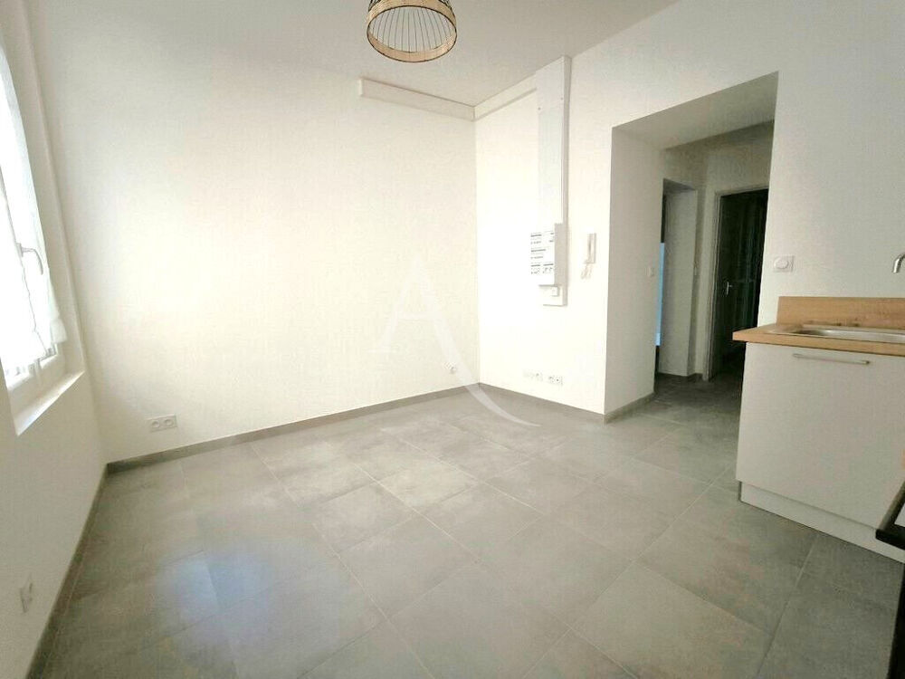 Location Appartement Appartement 2 pièces rénové situé au centre-ville de Narbonne Narbonne