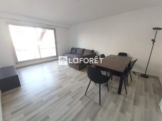  Appartement à louer 3 pièces 69 m²