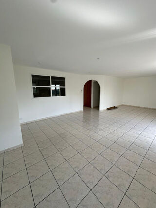  Maison à louer 5 pièces 90 m²