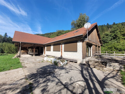   Ensemble immobilier �  Rochesson Maison - 5 pi�ce(s) - 500 m�