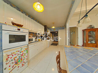  Maison � vendre 7 pi�ces 270 m�