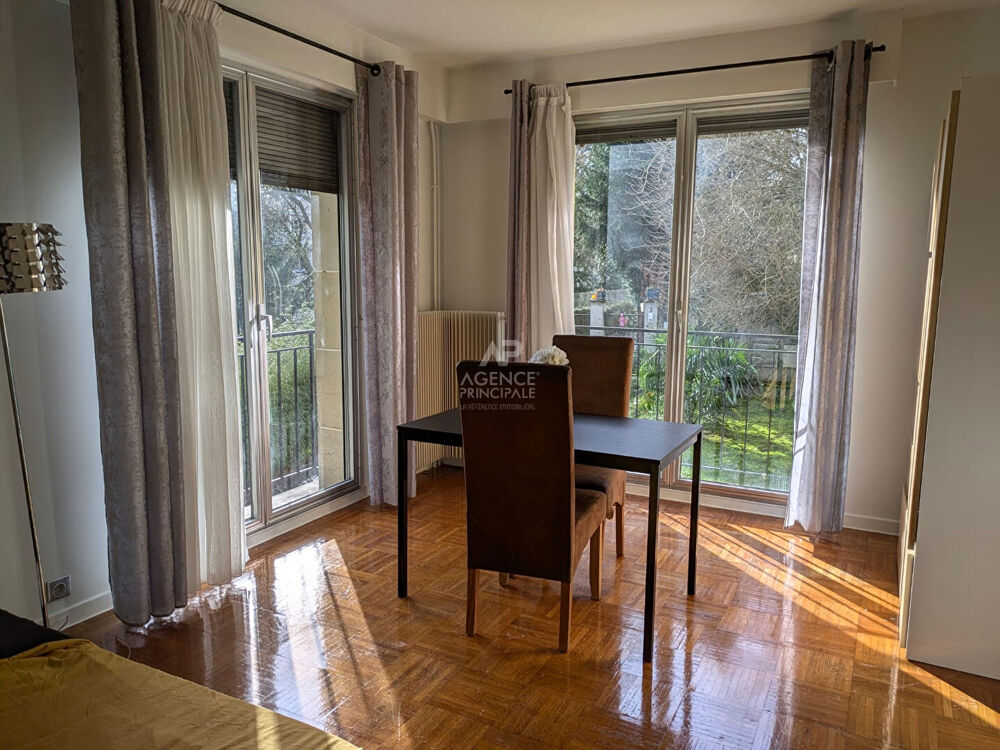 STUDIO MEUBLE A LOUER- LE PECQ