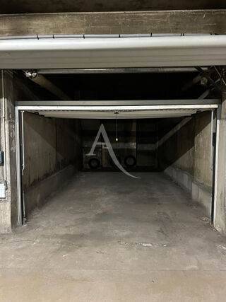  Parking / Garage � louer 20 m�